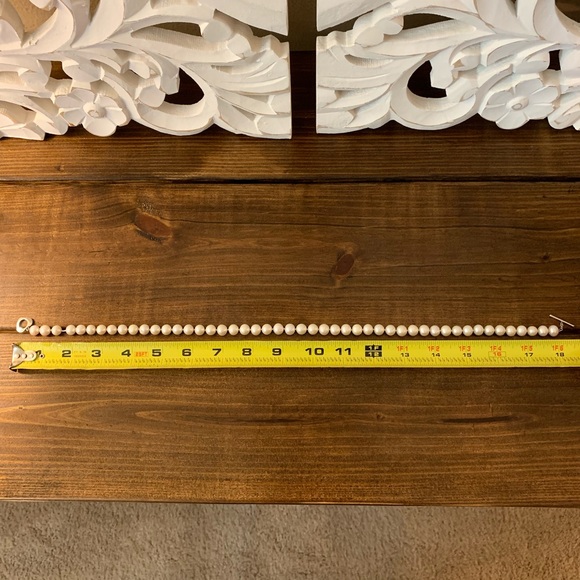 Pearl Necklace - Picture 5 of 5